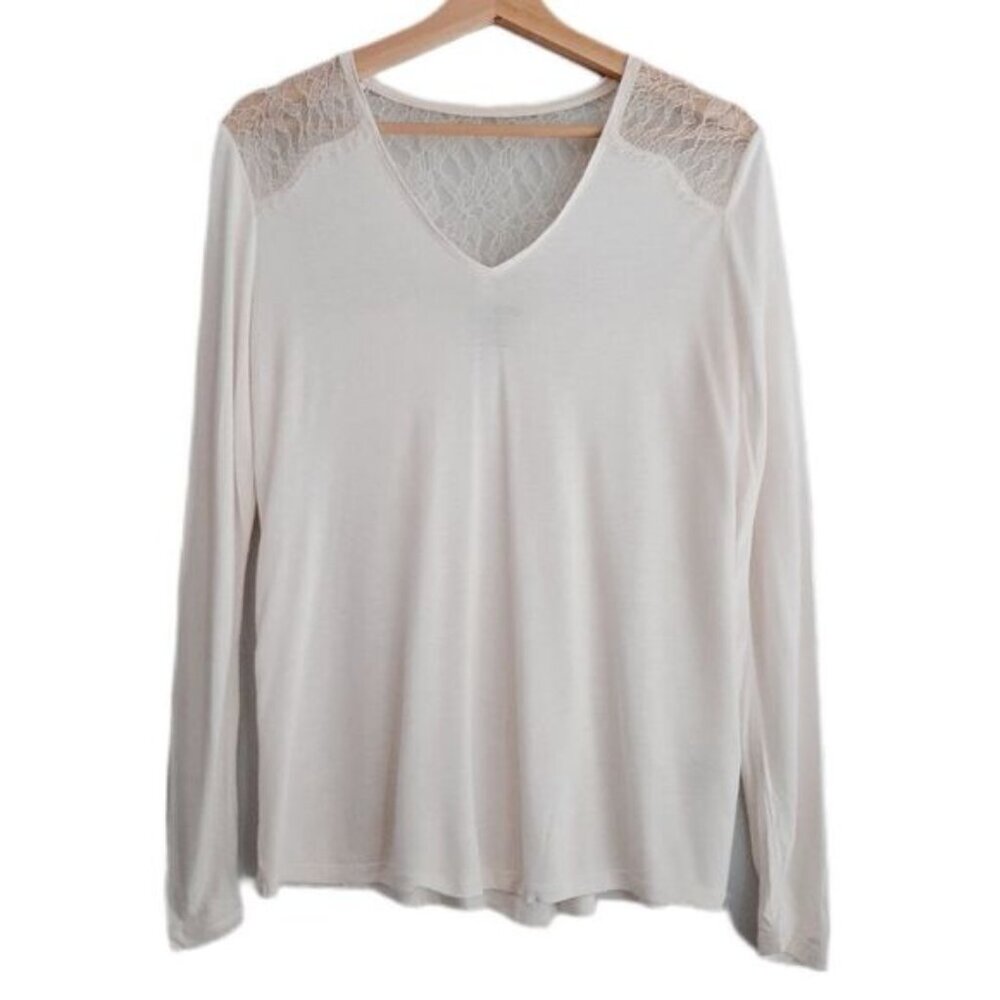 CLUB MONACO Shoulder Lace Applique V-Neck Tee White Sz M Flawed